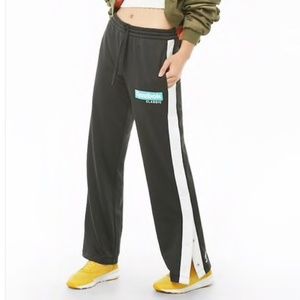 Reebok Classic Snap Tearaway Track Pants S